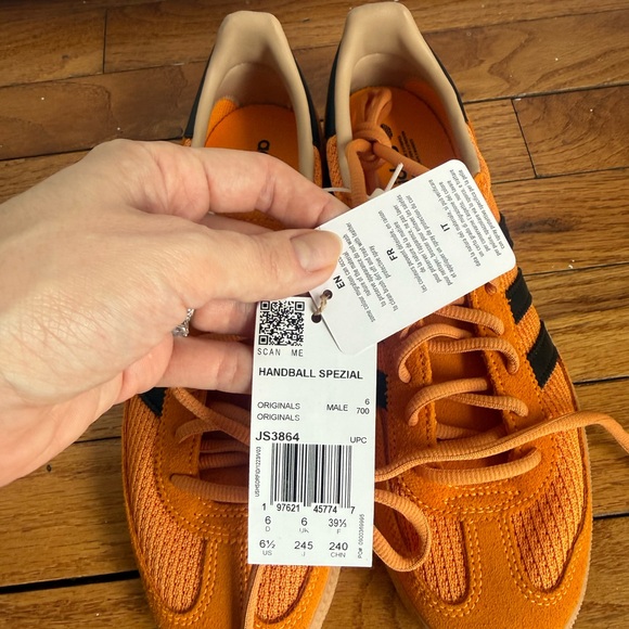 Adidas Burnt Orange and Black Casual Shoes - Picture 5 of 7